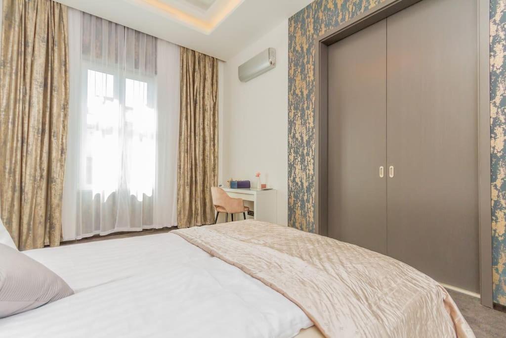 The Opulent Oasis By Newave Apartments บูดาเปสต์ ภายนอก รูปภาพ